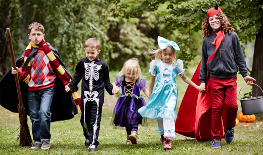 3 Reasons Old Town Auburn's the Best Place for Trick-or-Treating